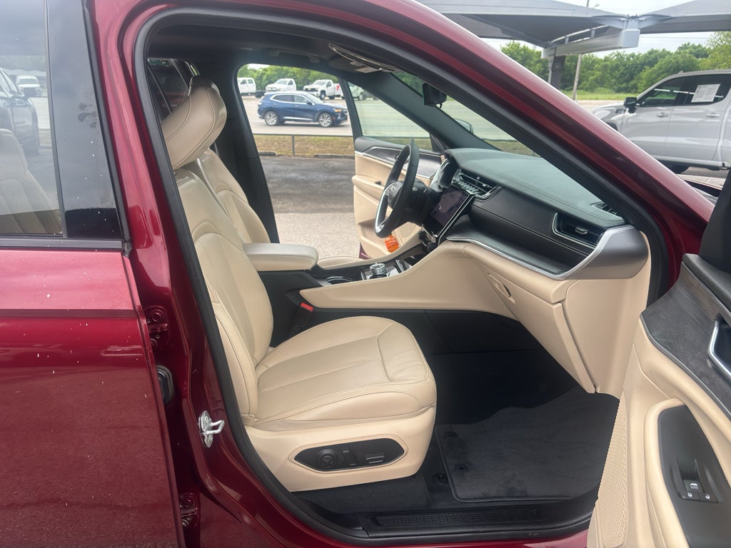 2025 Jeep Grand Cherokee L Limited 4x4