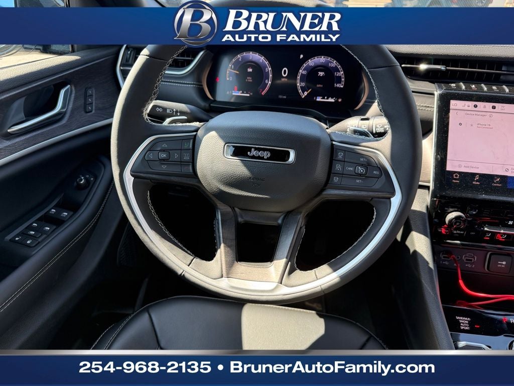 2025 Jeep Grand Cherokee GRAND CHEROKEE L LIMITED 4X4