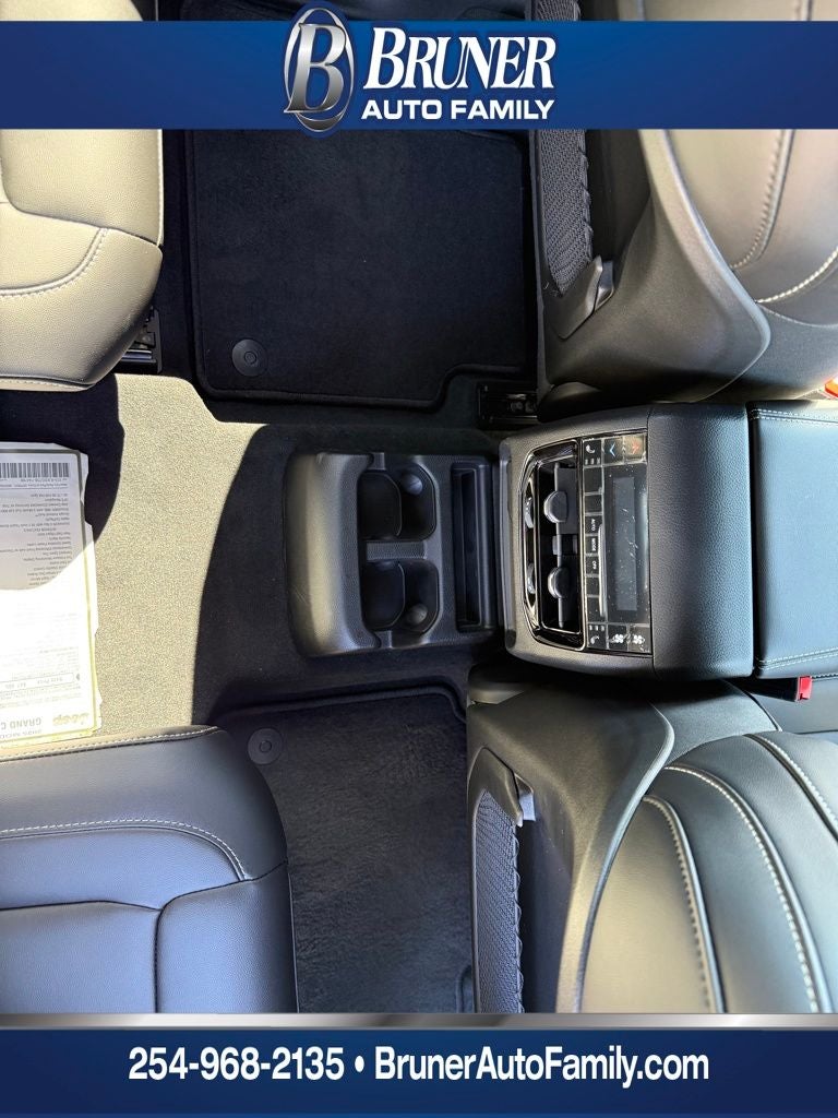 2025 Jeep Grand Cherokee GRAND CHEROKEE L LIMITED 4X4