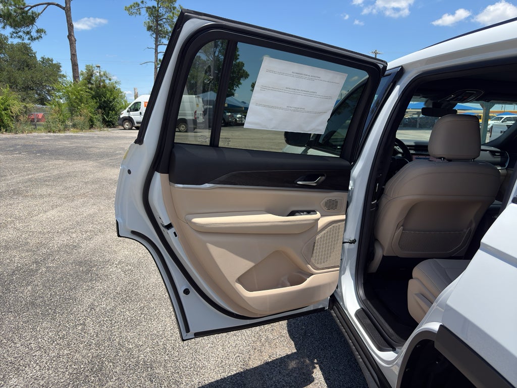 2026 Jeep Grand Cherokee GRAND CHEROKEE L LIMITED 4X4