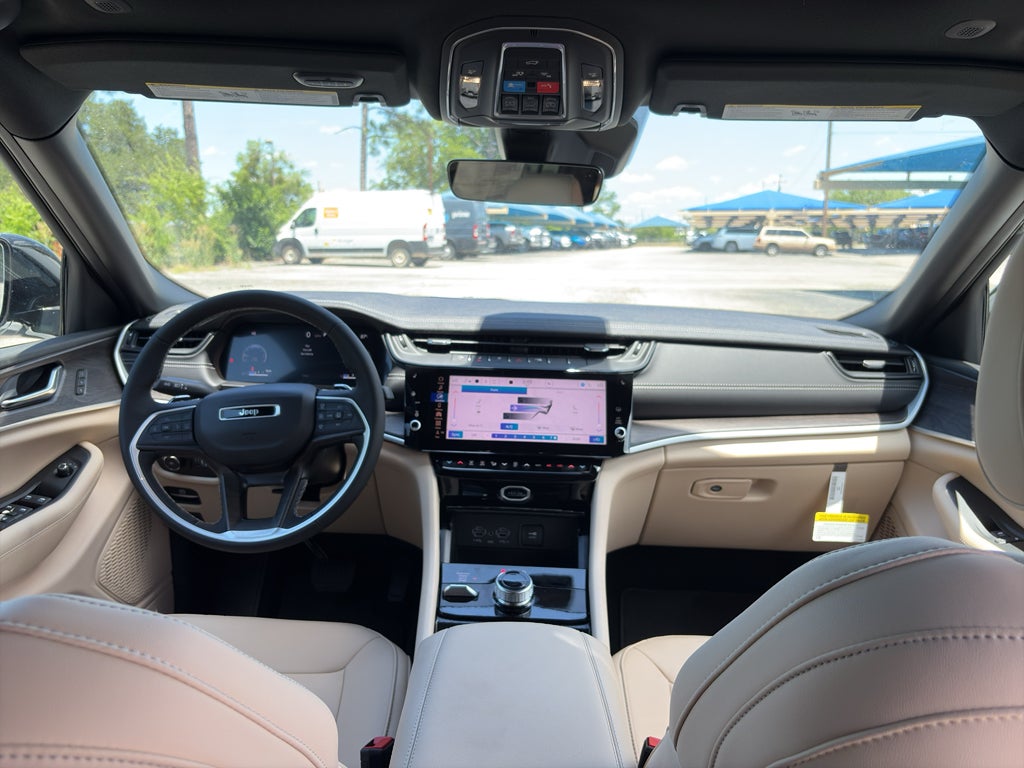 2026 Jeep Grand Cherokee GRAND CHEROKEE L LIMITED 4X4
