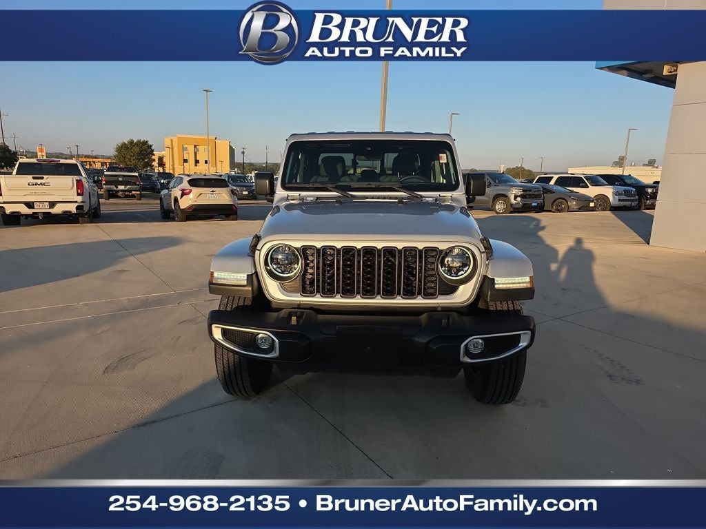 2024 Jeep Gladiator Sport S