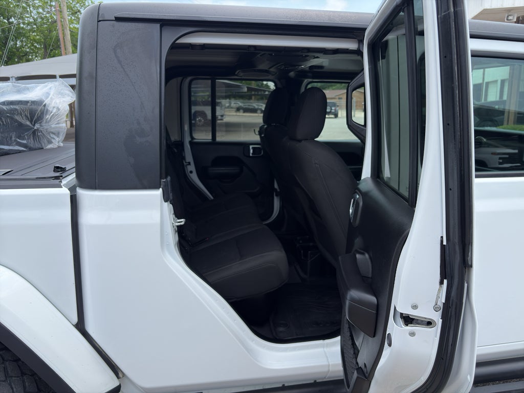 2021 Jeep Gladiator Willys 4x4