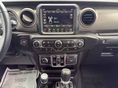 2021 Jeep Gladiator Willys 4x4