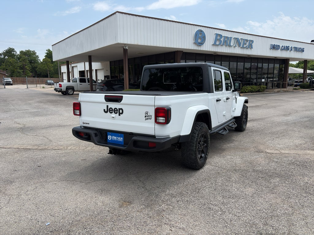 2021 Jeep Gladiator Willys 4x4