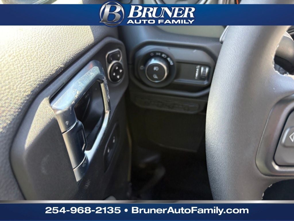 2026 Jeep Gladiator GLADIATOR MOJAVE X 4X4