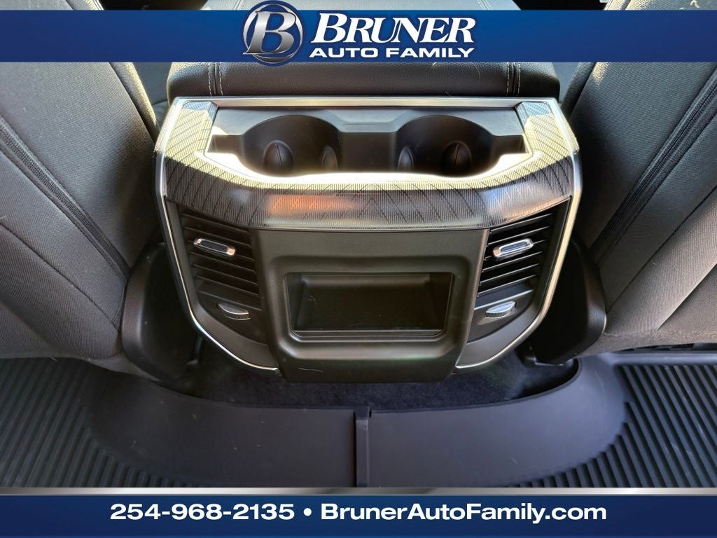 2025 RAM Ram 1500 RAM 1500 LONE STAR CREW CAB 4X2 5'7' BOX