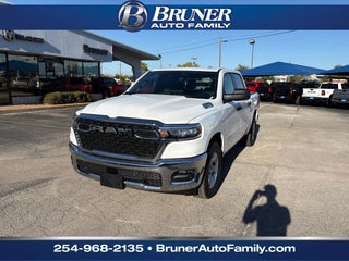 2025 RAM Ram 1500 RAM 1500 LONE STAR CREW CAB 4X2 5'7' BOX