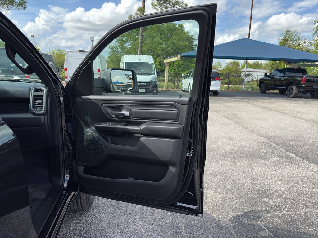 2026 RAM Ram 1500 RAM 1500 TRADESMAN QUAD CAB 4X4 6'4' BOX