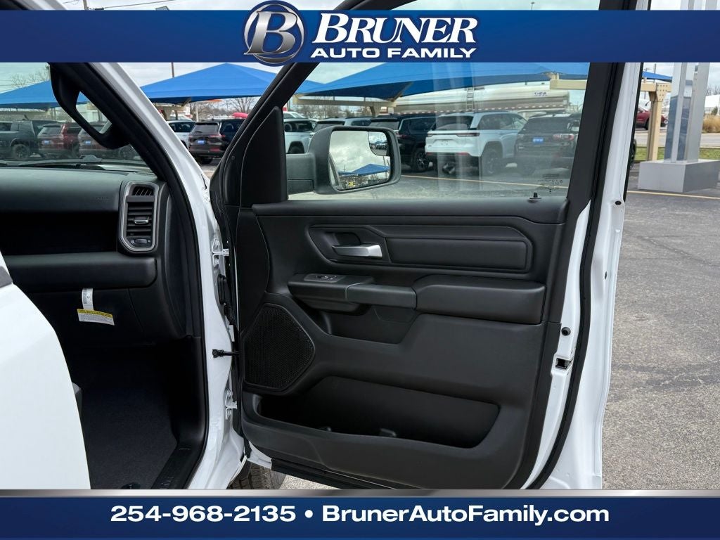 2026 RAM Ram 1500 RAM 1500 TRADESMAN QUAD CAB 4X2 6'4' BOX