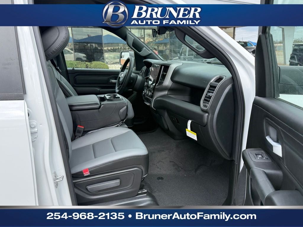 2026 RAM Ram 1500 RAM 1500 TRADESMAN QUAD CAB 4X2 6'4' BOX