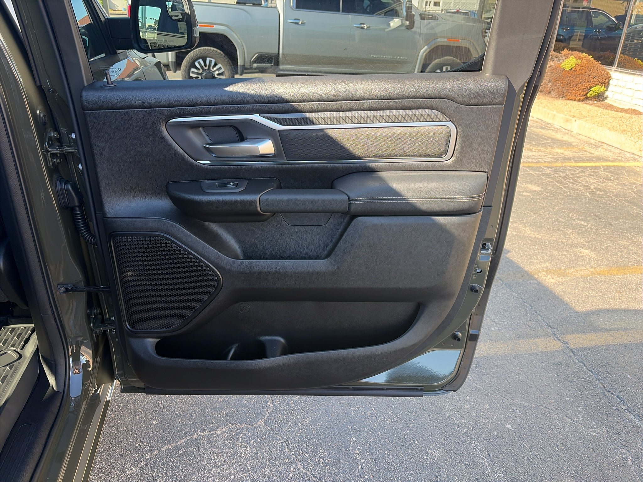 2027 RAM Ram 1500 RAM 1500 LONE STAR CREW CAB 4X4 5'7' BOX