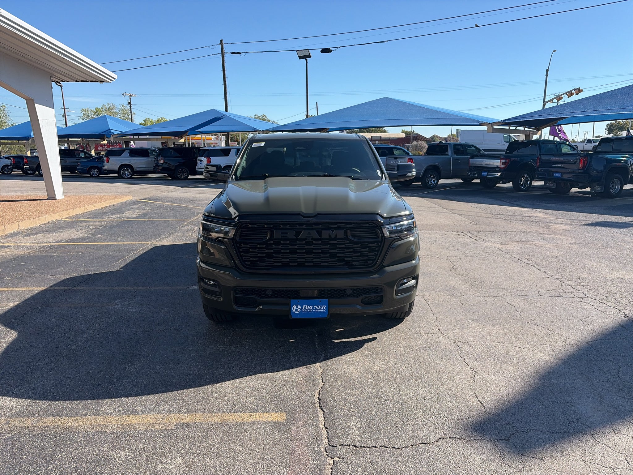 2027 RAM Ram 1500 RAM 1500 LONE STAR CREW CAB 4X4 5'7' BOX