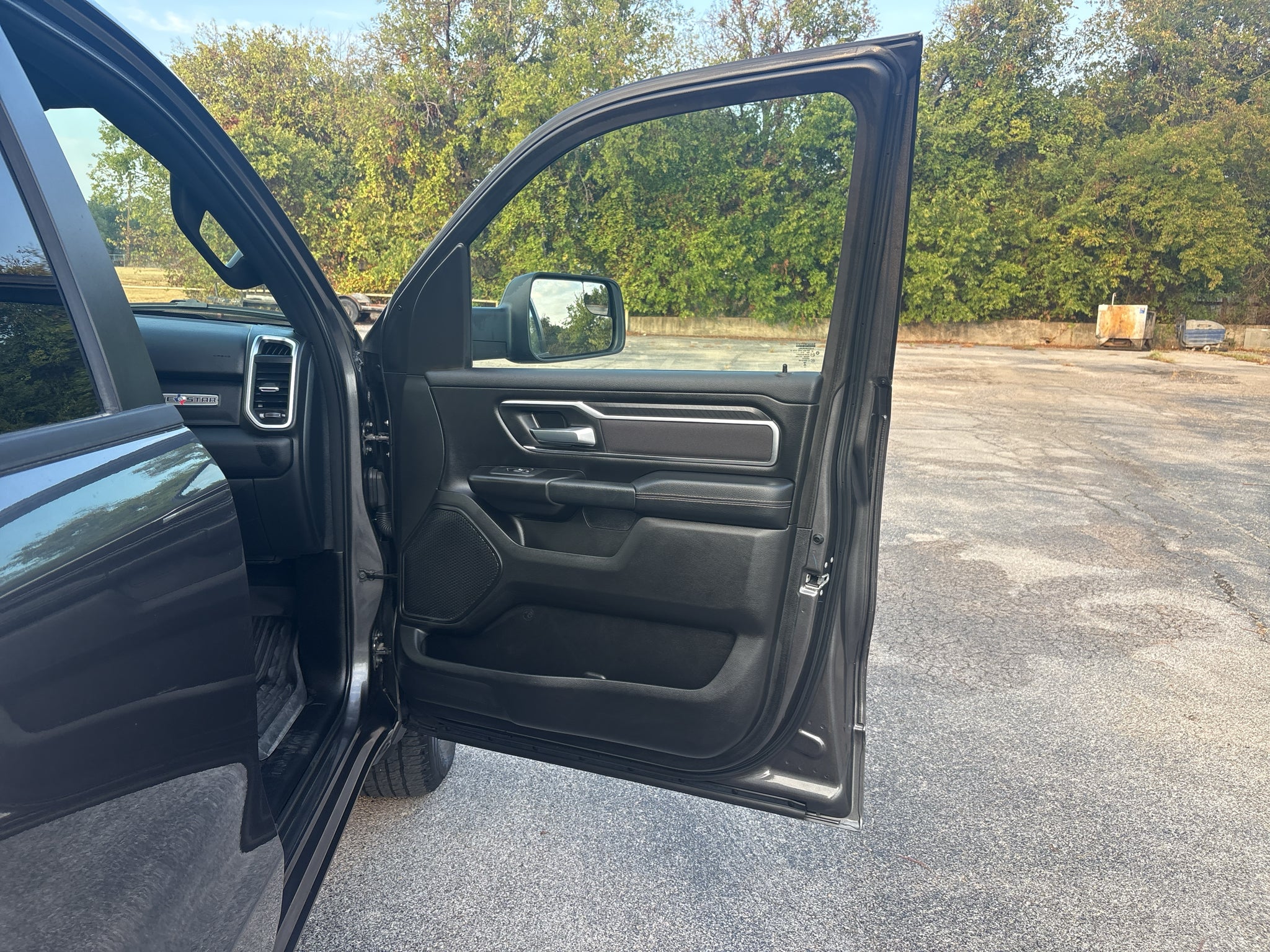 2025 RAM 1500 Lone Star Crew Cab 4x4 5'7' Box