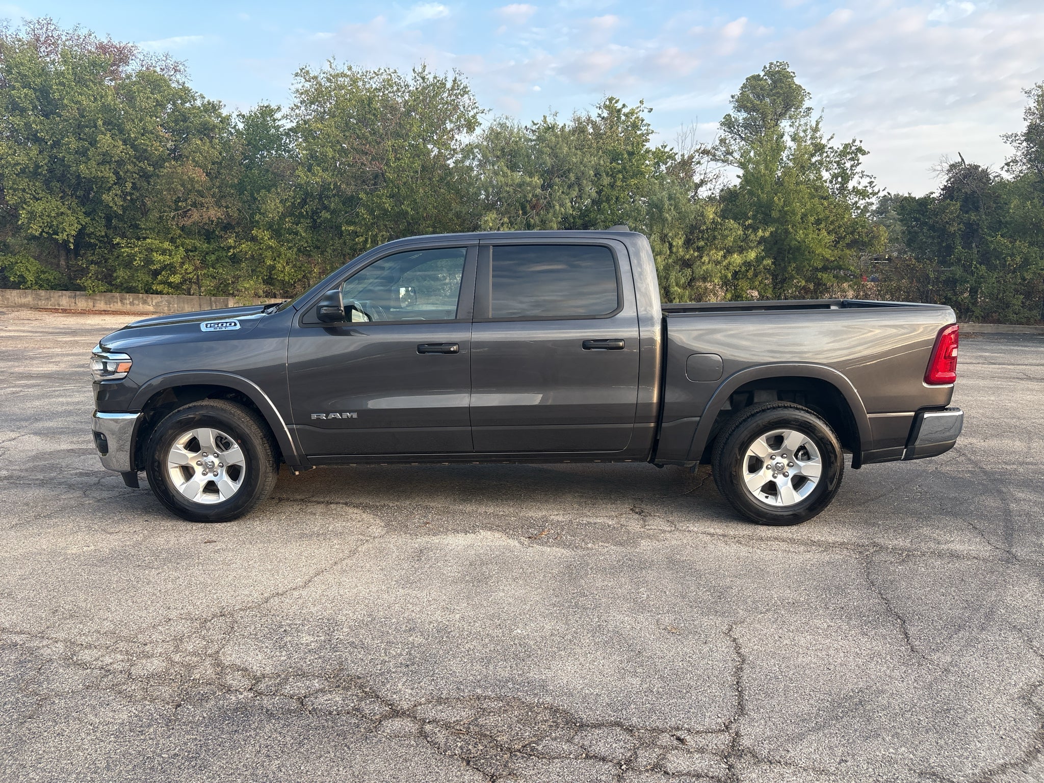 2025 RAM 1500 Lone Star Crew Cab 4x4 5'7' Box