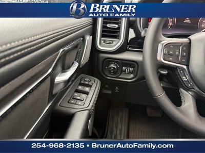 2026 RAM Ram 1500 RAM 1500 LONE STAR CREW CAB 4X4 5'7' BOX