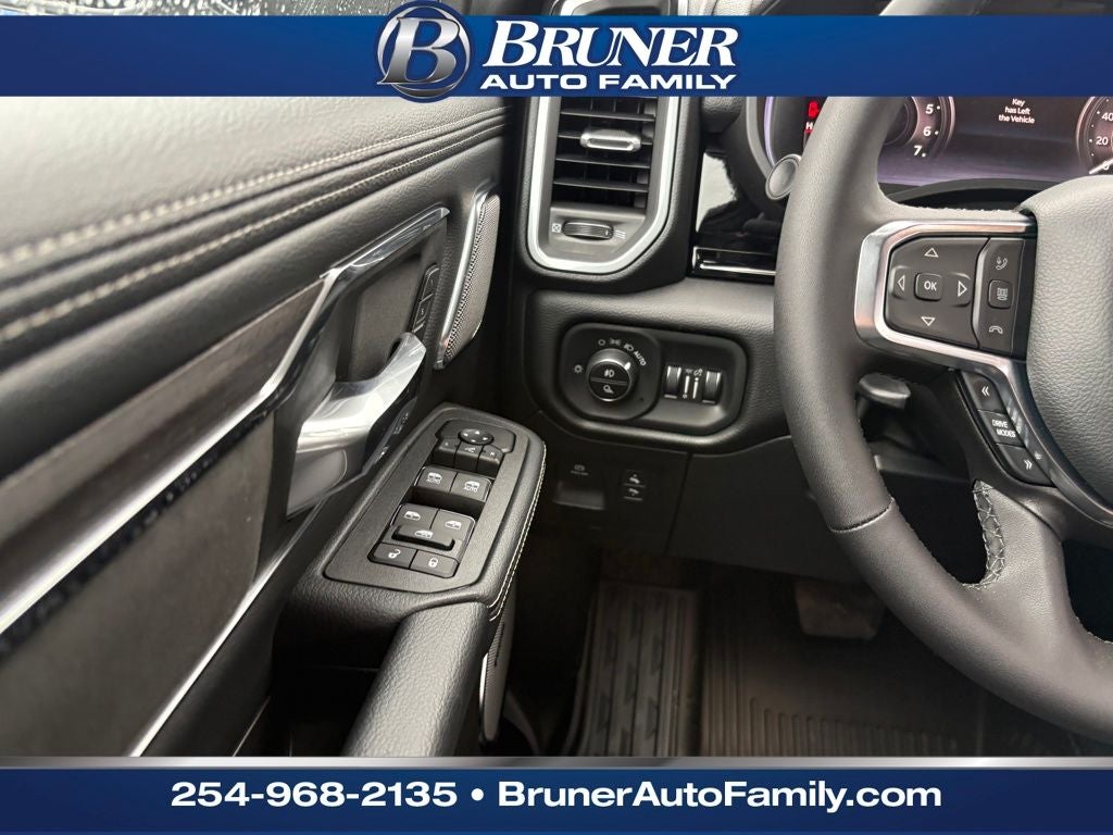 2026 RAM Ram 1500 RAM 1500 LONE STAR CREW CAB 4X4 5'7' BOX