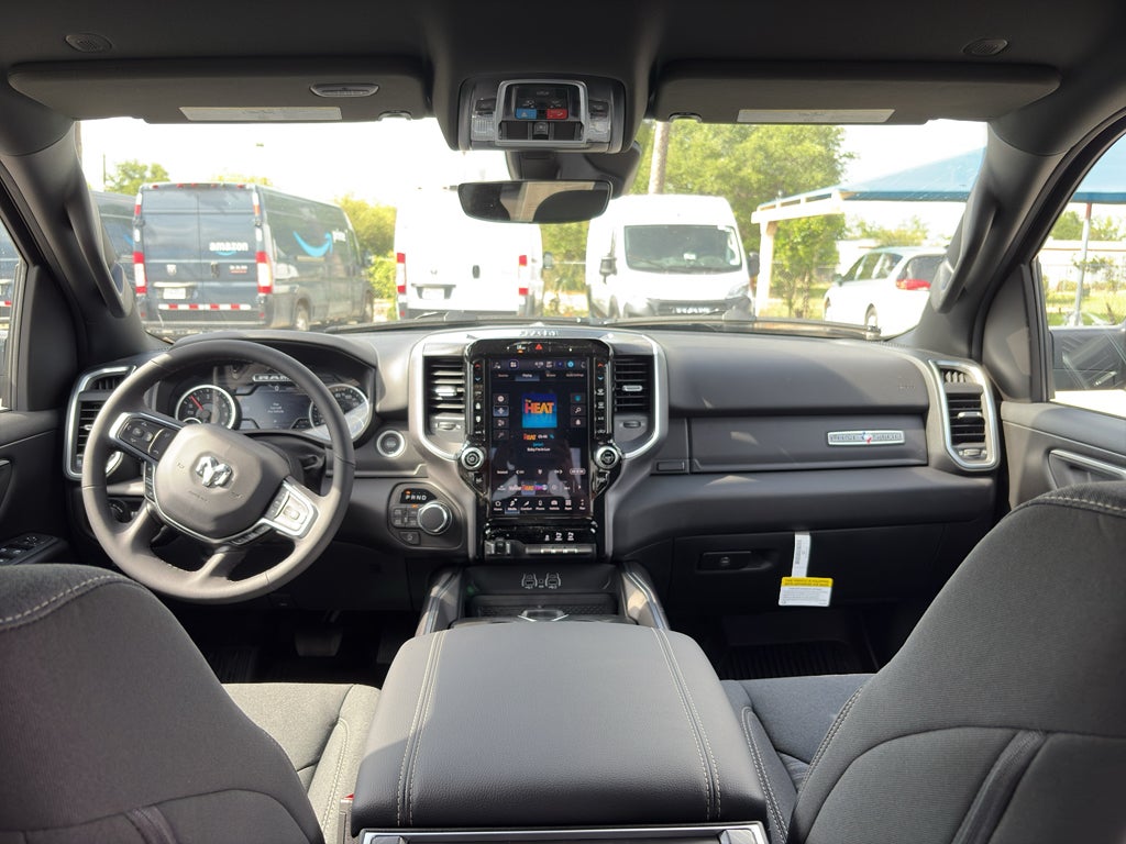 2026 RAM Ram 1500 RAM 1500 LONE STAR CREW CAB 4X4 5'7' BOX