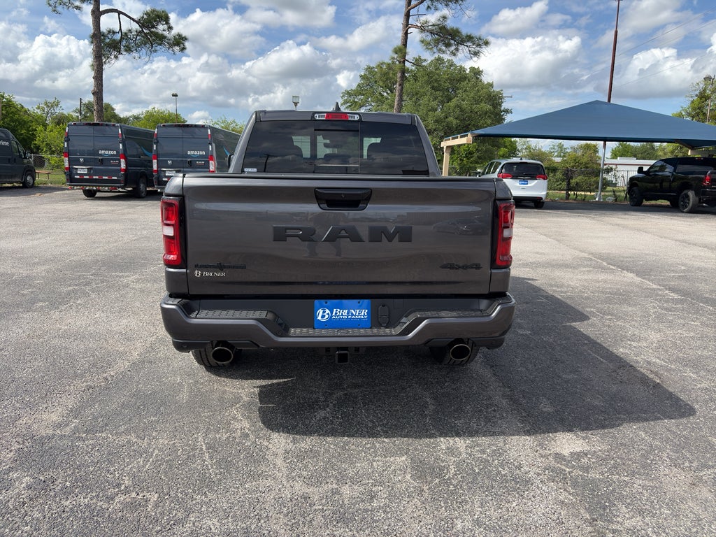 2026 RAM Ram 1500 RAM 1500 LONE STAR CREW CAB 4X4 5'7' BOX