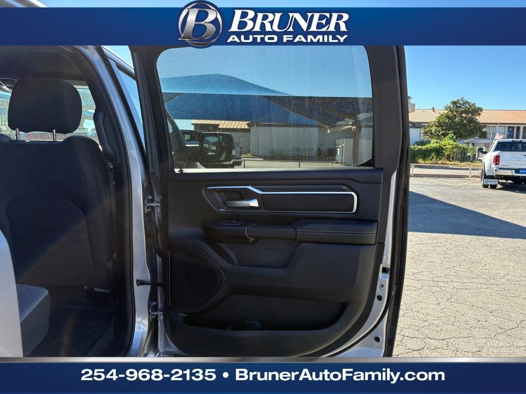 2026 RAM Ram 1500 RAM 1500 LONE STAR CREW CAB 4X4 5'7' BOX