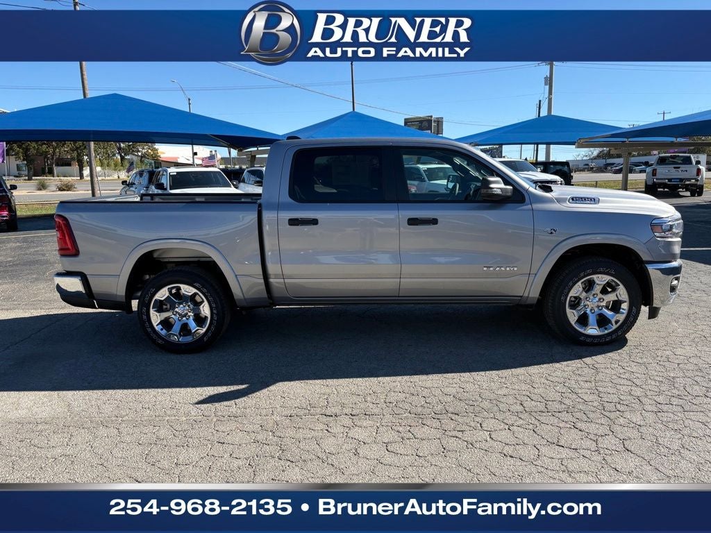 2026 RAM Ram 1500 RAM 1500 LONE STAR CREW CAB 4X4 5'7' BOX