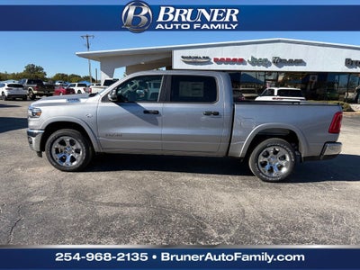 2026 RAM Ram 1500 RAM 1500 LONE STAR CREW CAB 4X4 5'7' BOX