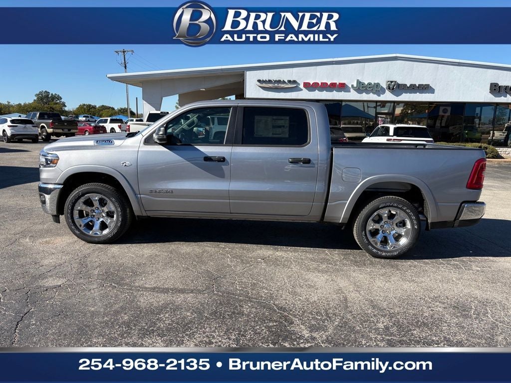 2026 RAM Ram 1500 RAM 1500 LONE STAR CREW CAB 4X4 5'7' BOX