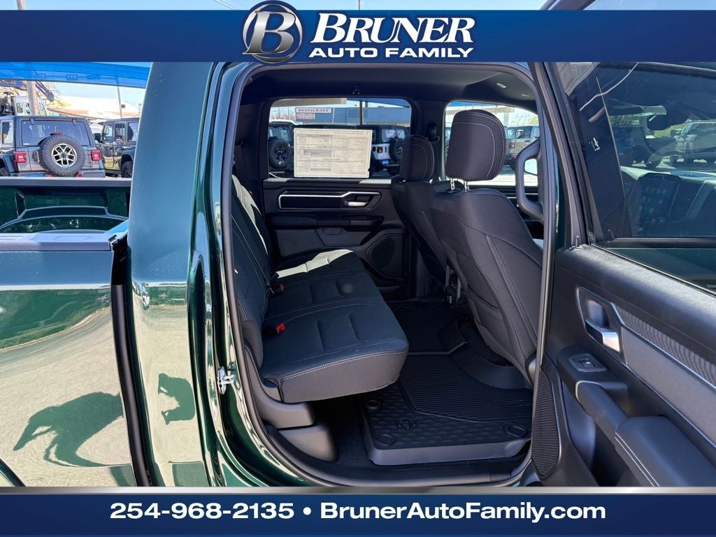 2026 RAM Ram 1500 RAM 1500 LONE STAR CREW CAB 4X4 5'7' BOX