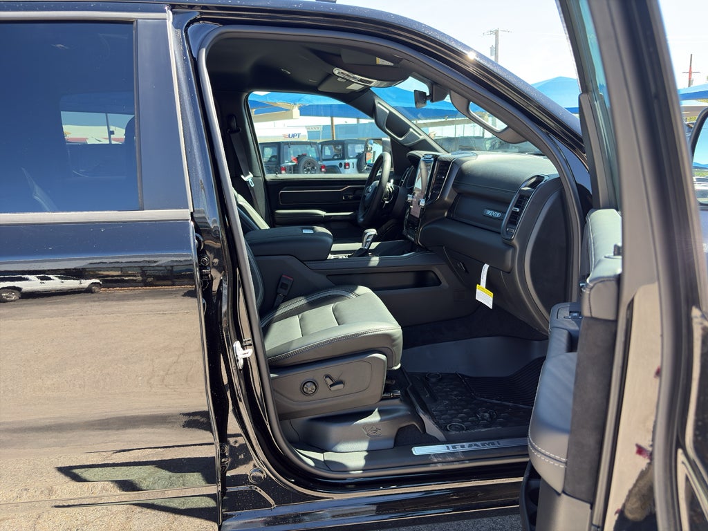 2026 RAM Ram 1500 RAM 1500 RHO CREW CAB 4X4 5'7' BOX