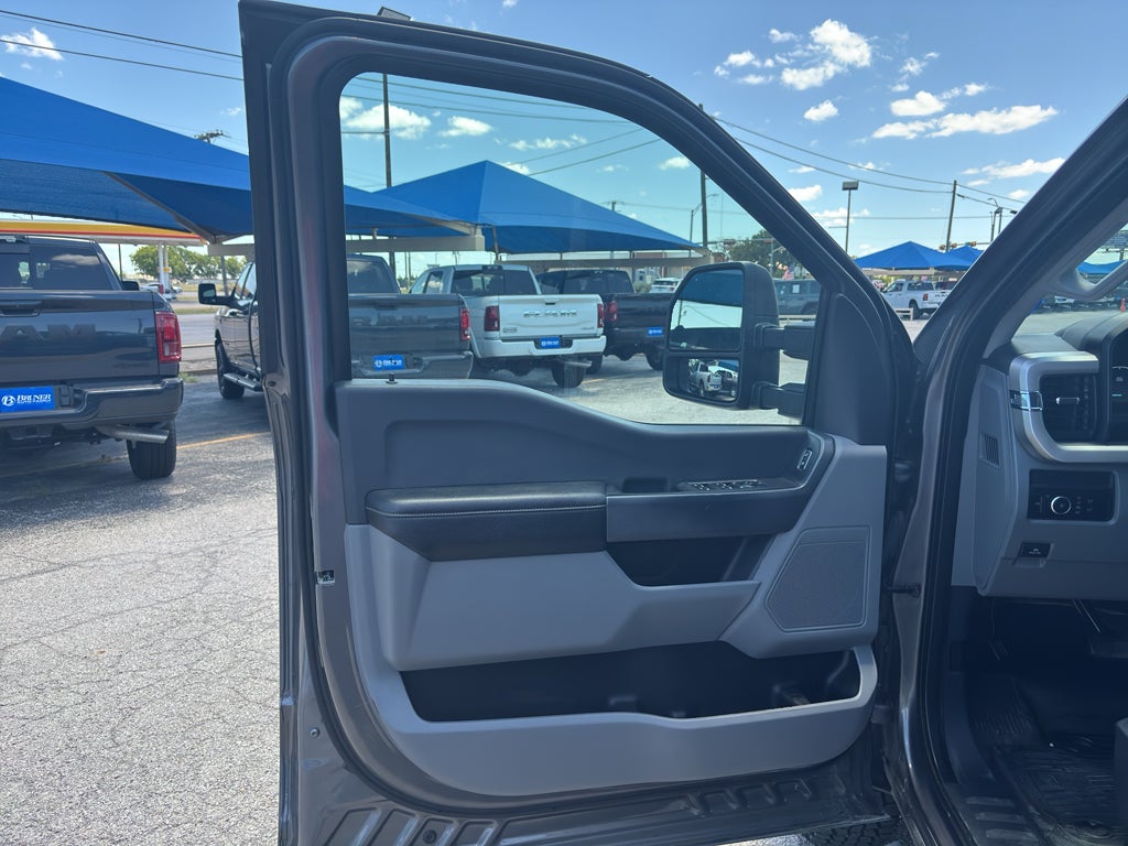 2023 Ford F-350 XLT