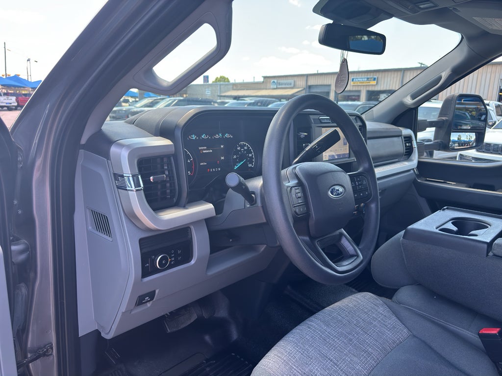 2023 Ford F-350 XLT