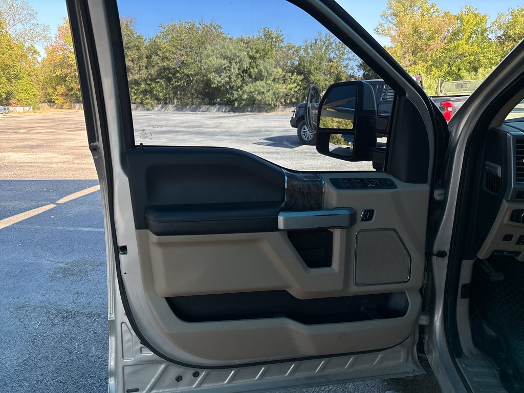 2017 Ford F-350 LARIAT