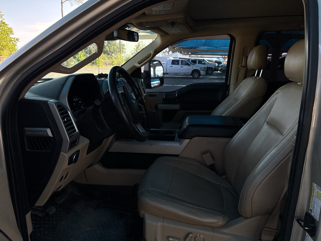 2017 Ford F-350 LARIAT