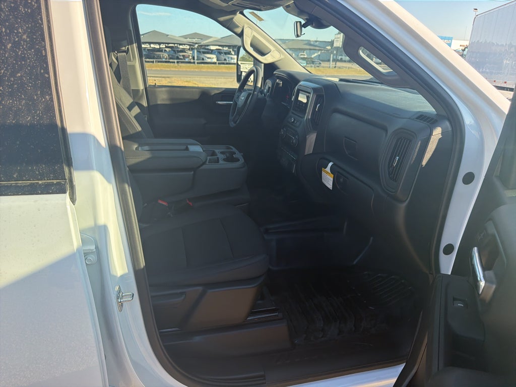 2026 Chevrolet Silverado 2500 HD Crew Cab, Long Bed, WT, RWD