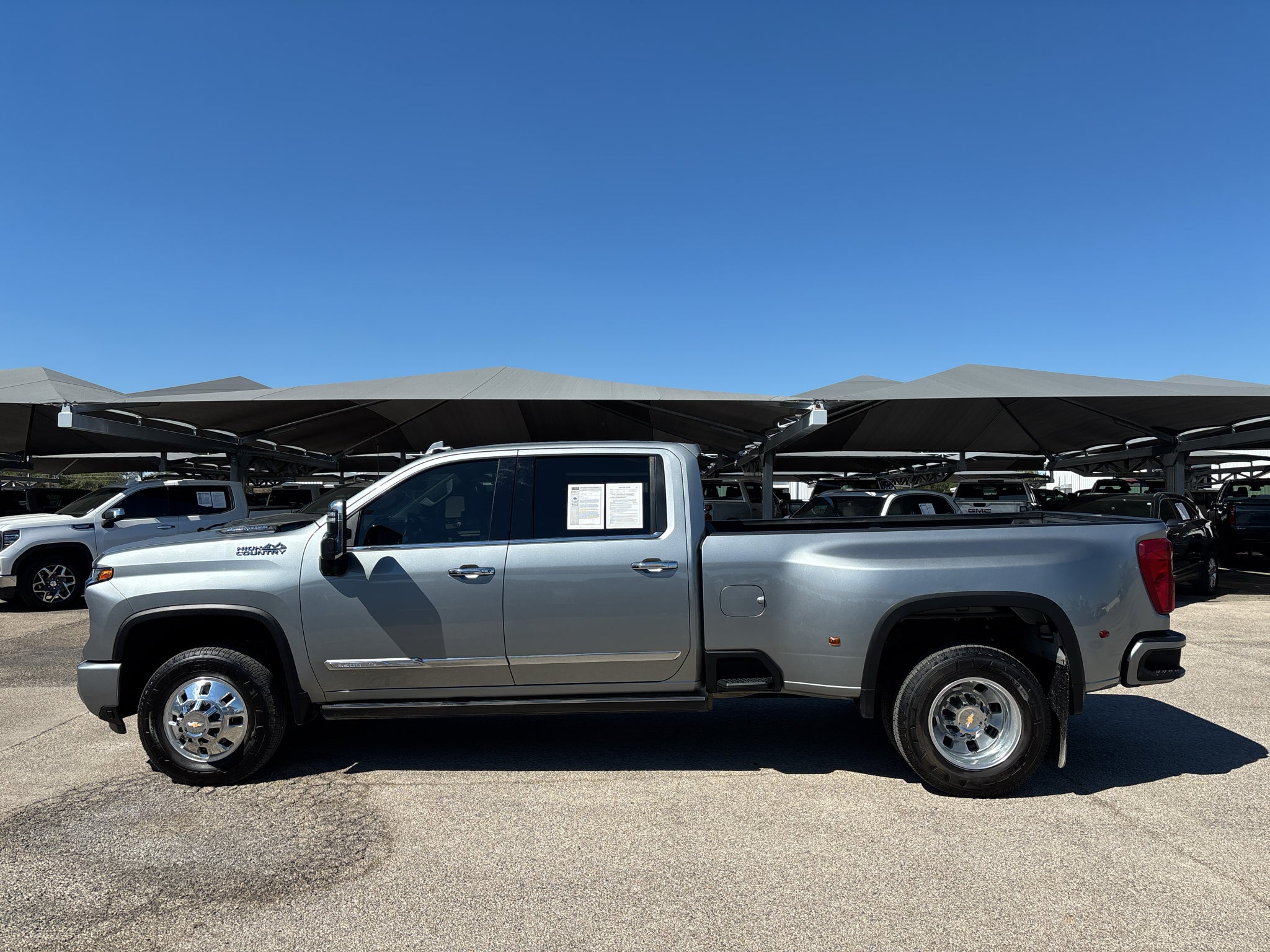 2024 Chevrolet Silverado 3500HD High Country - Photo 10