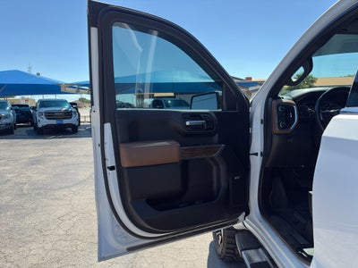 2021 Chevrolet Silverado 1500 4WD Crew Cab Short Bed High Country
