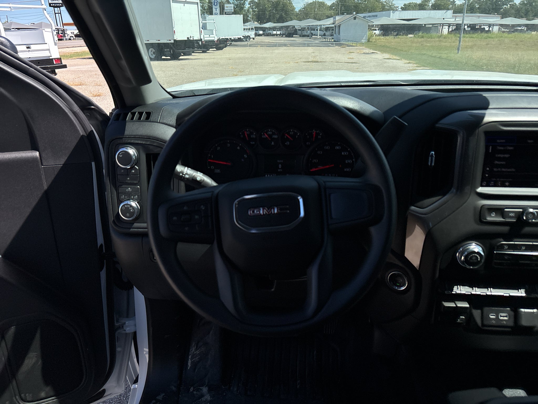 2026 GMC Sierra 2500 HD Crew Cab, Long Bed, Pro, 4WD