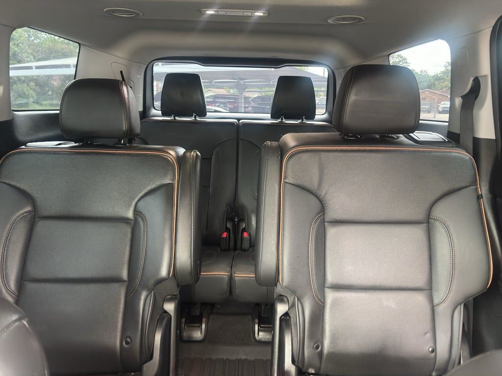2023 GMC Acadia AWD AT4