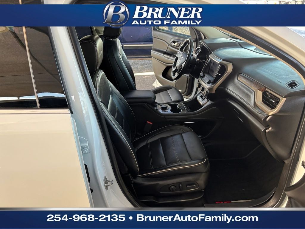 2022 GMC Acadia FWD Denali