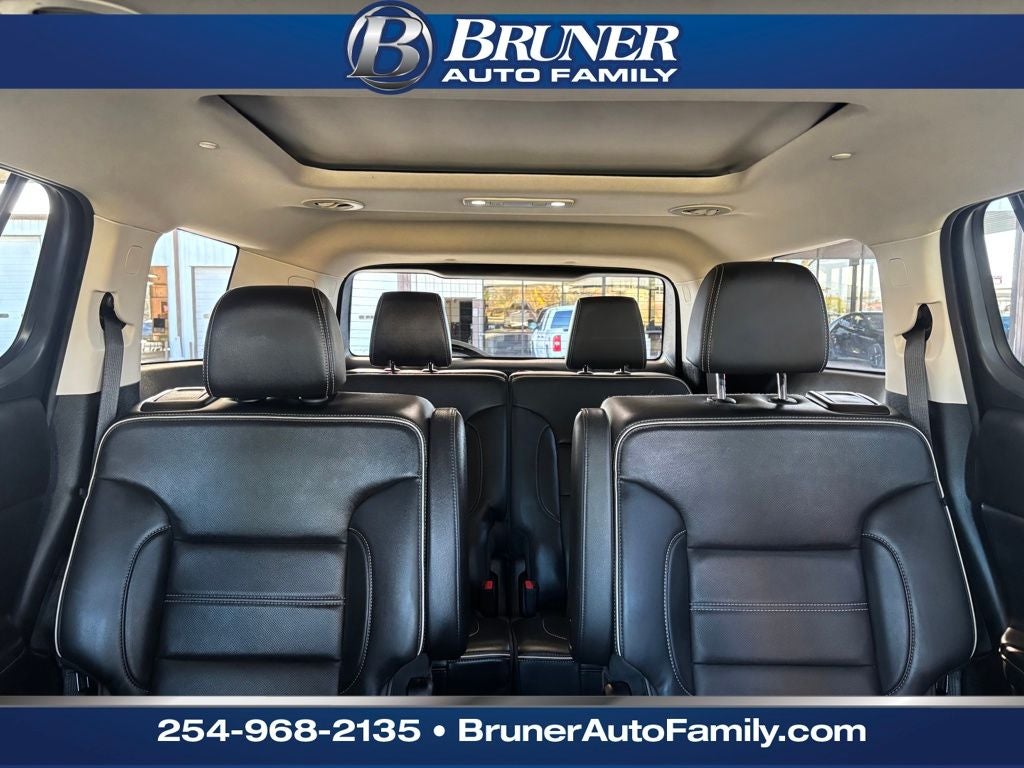 2022 GMC Acadia FWD Denali