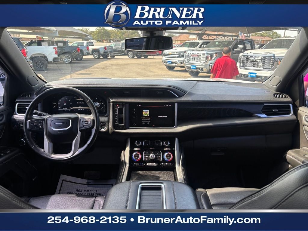 2022 GMC Yukon 4WD Denali