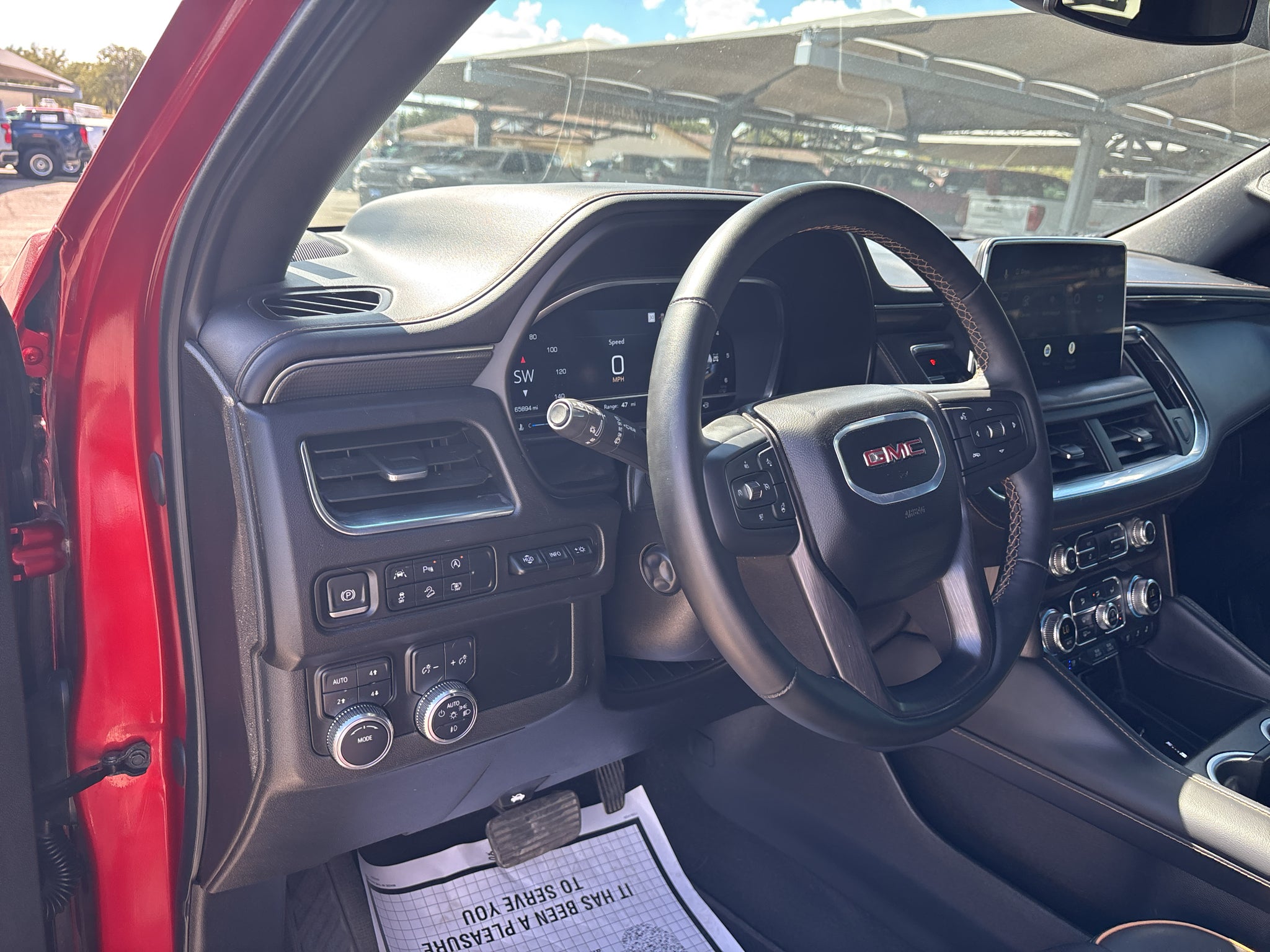 2024 GMC Yukon XL AT4 - Photo 11