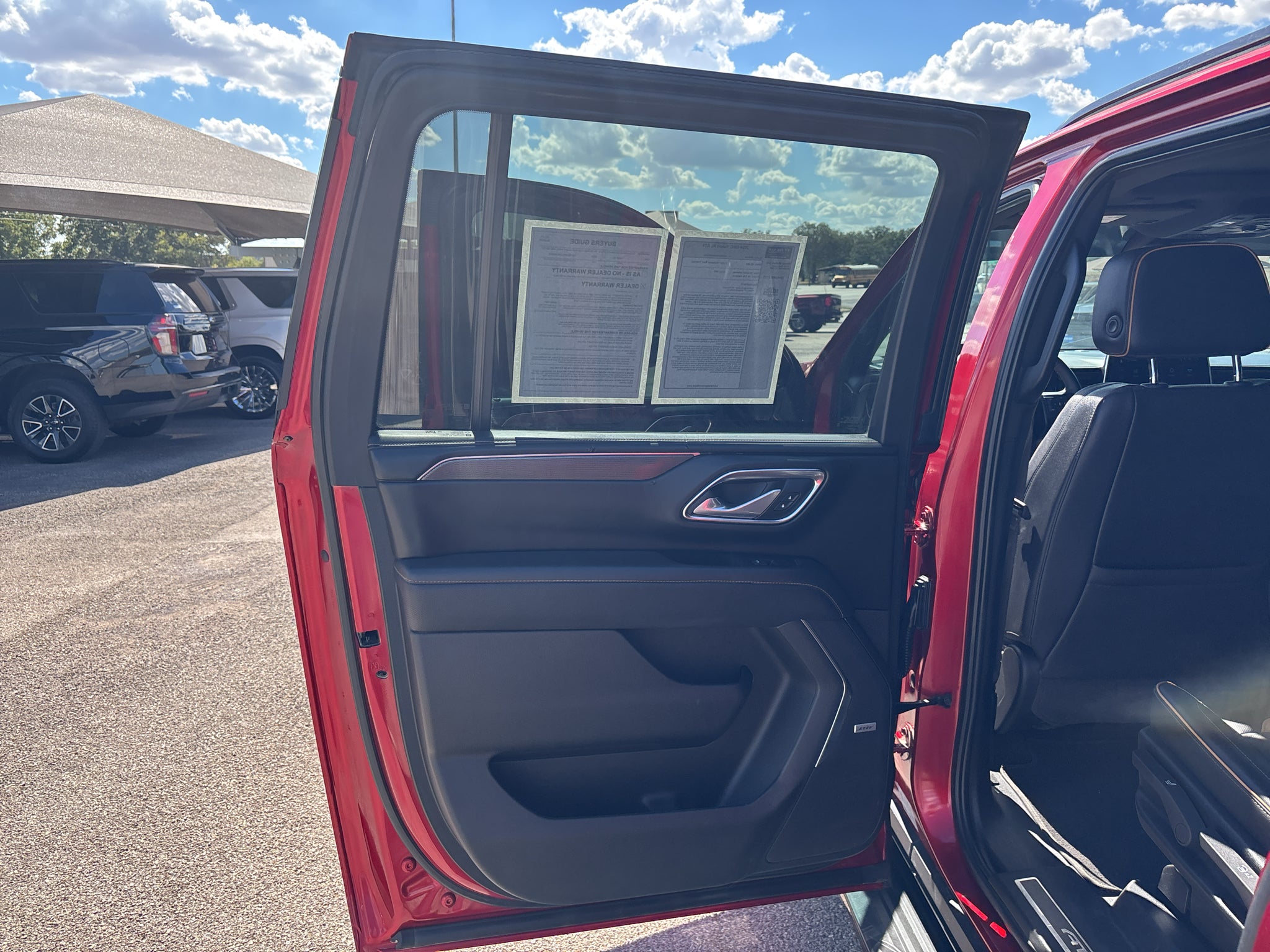 2024 GMC Yukon XL AT4 - Photo 8