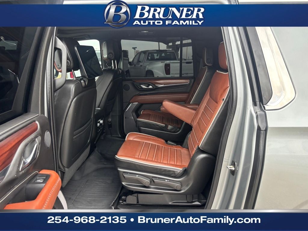 2024 GMC Yukon XL 4WD Denali Ultimate