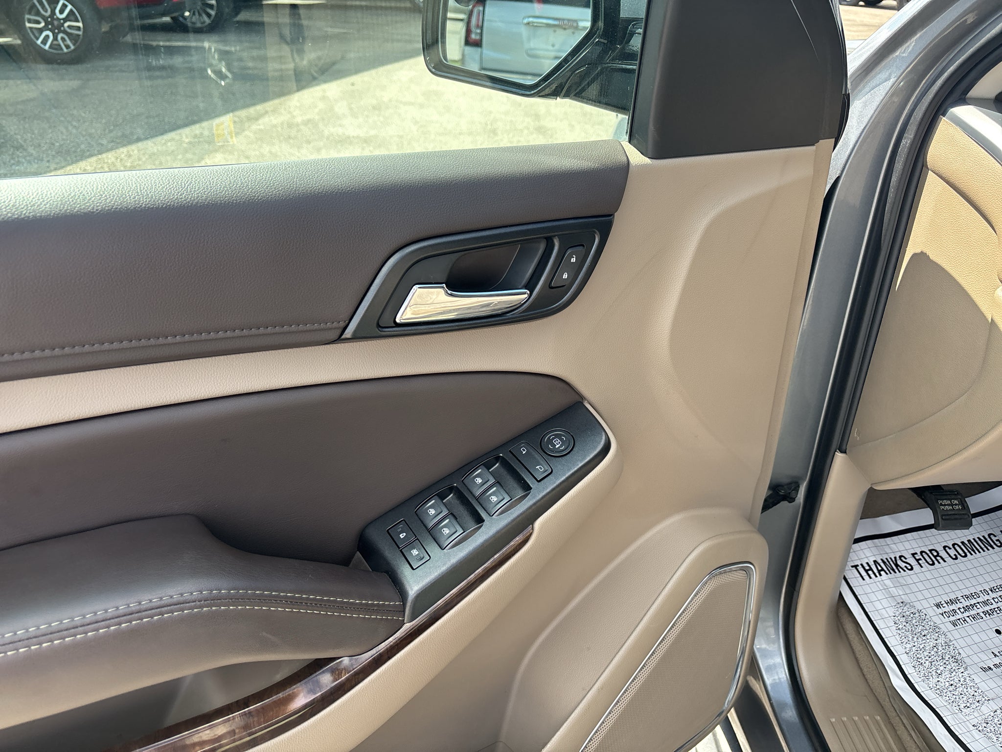 2019 Chevrolet Tahoe LS - Photo 10