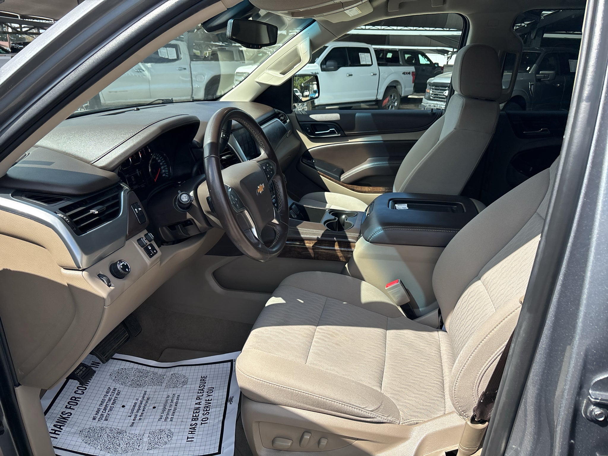 2019 Chevrolet Tahoe LS - Photo 11