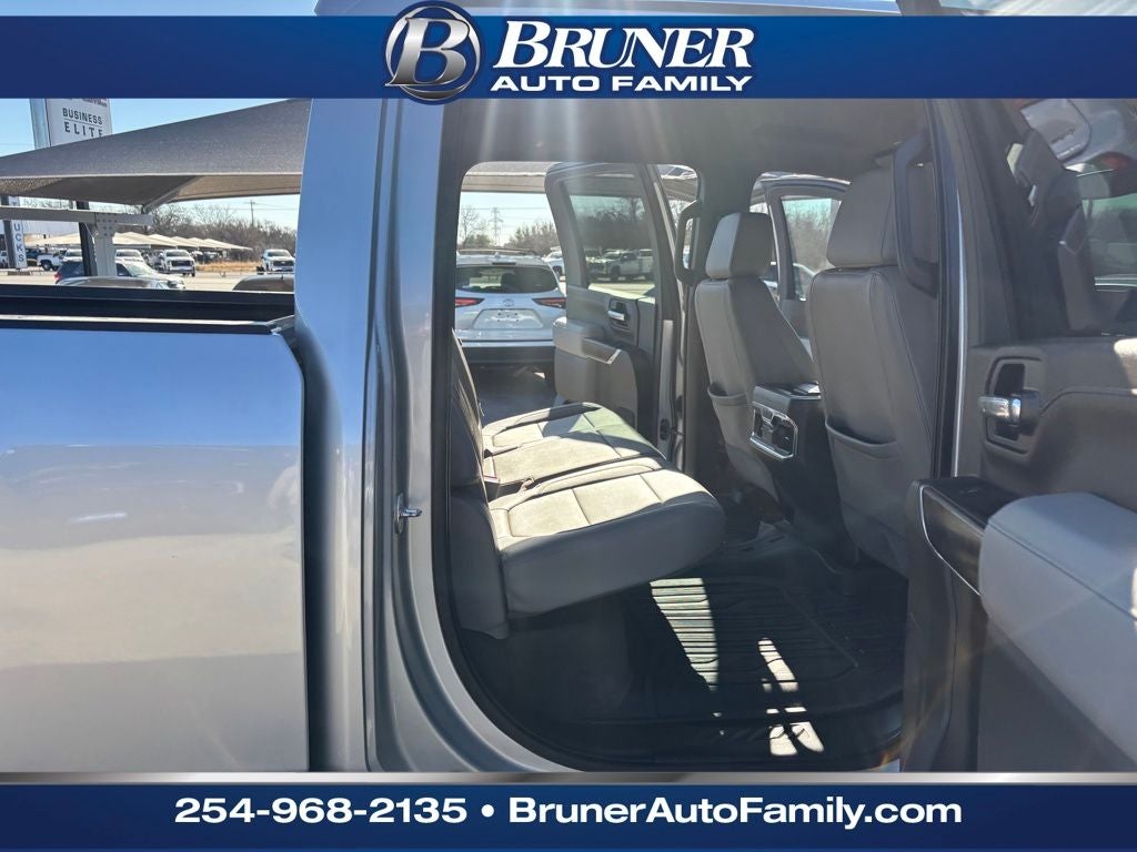 2023 GMC Sierra 2500HD 4WD Crew Cab Standard Bed SLT