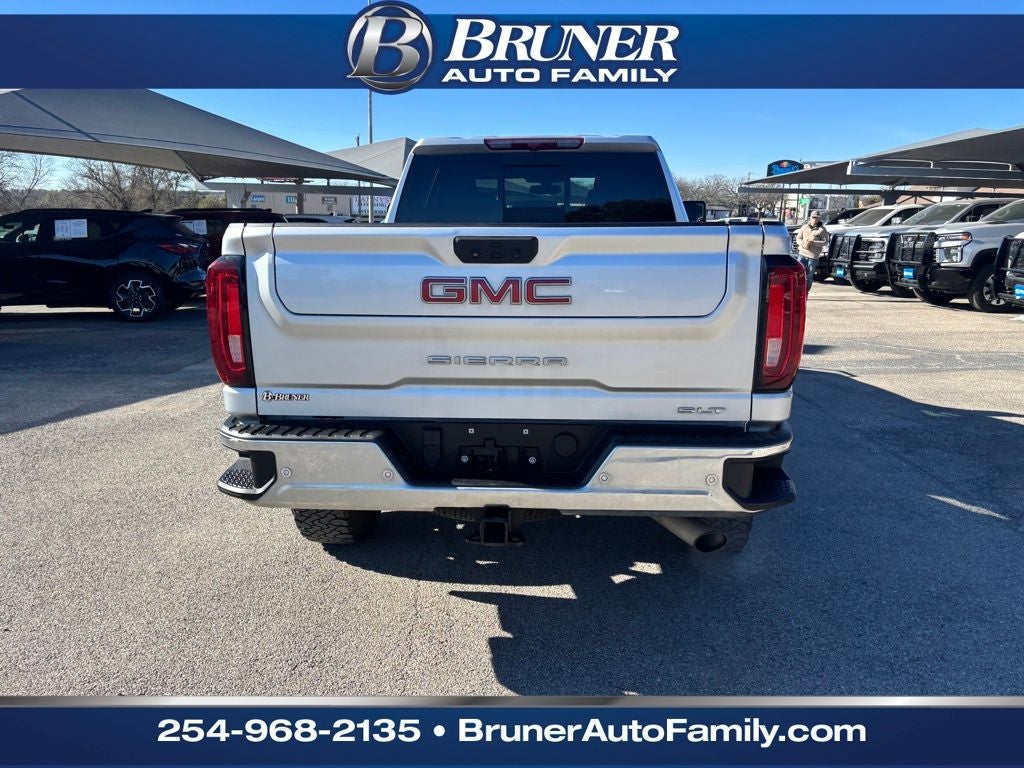 2023 GMC Sierra 2500HD 4WD Crew Cab Standard Bed SLT