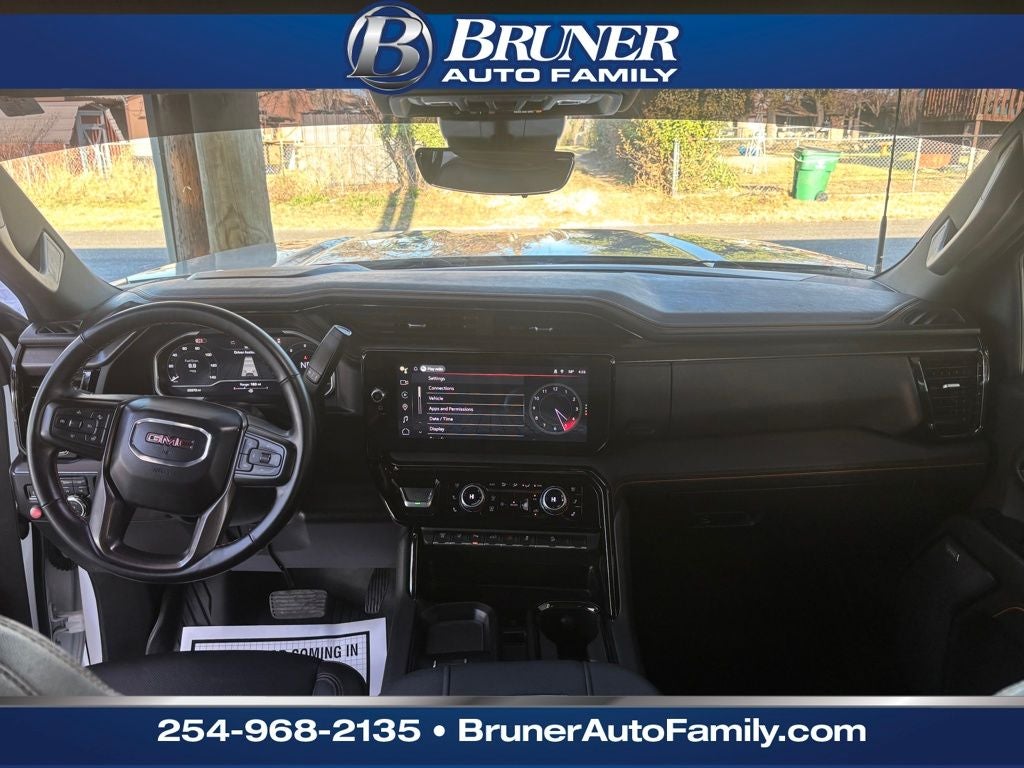 2024 GMC Sierra 2500HD 4WD Crew Cab Standard Bed AT4