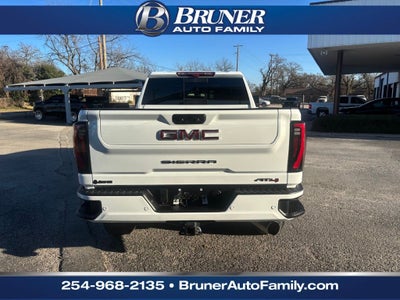 2024 GMC Sierra 2500HD 4WD Crew Cab Standard Bed AT4